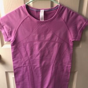 Ivivva Fly tech shirt